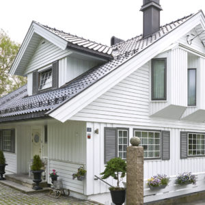 nordsjo-ide-design-male-huset-i-lyse-farger_base-white